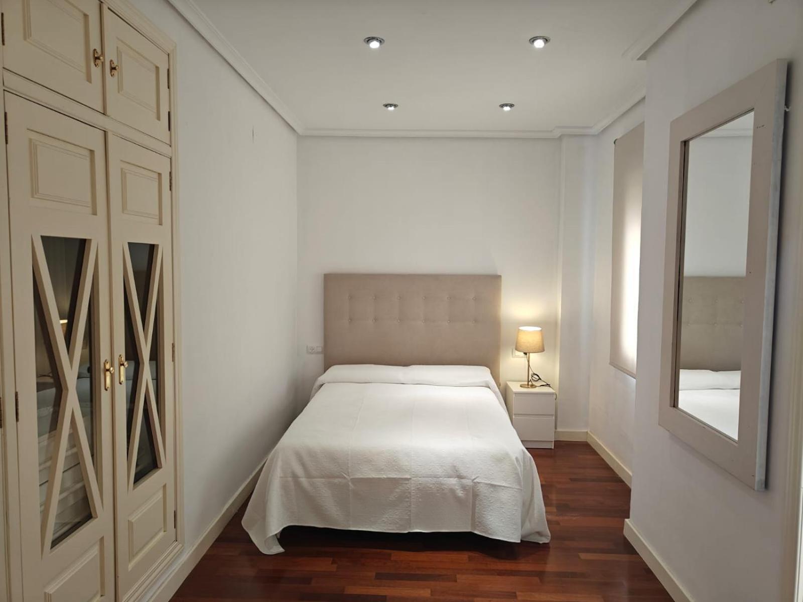 Gran Capitan Luxury Center Apartment- Parking コルドバ エクステリア 写真